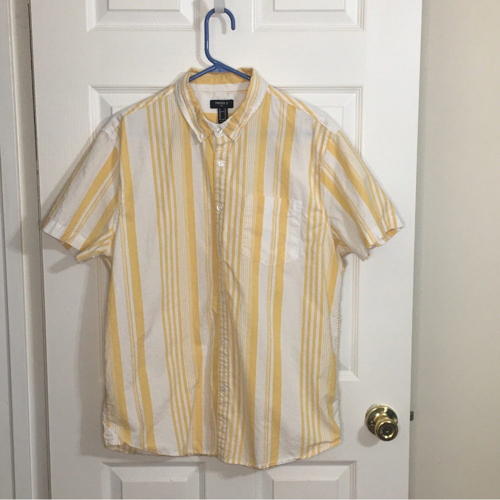 FOREVER 21 MEN Striped Button-Down Shirt